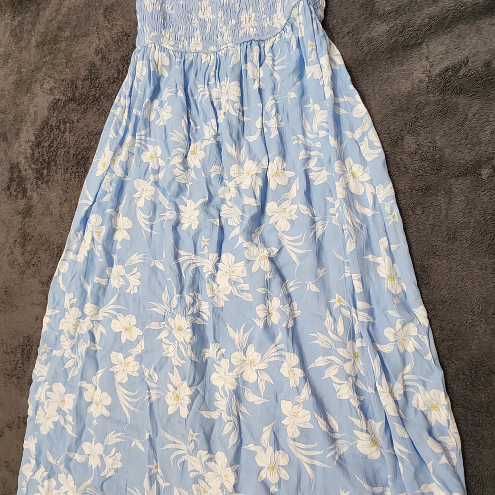 Light Blue Floral Maxi Dress - La Vie En Rose